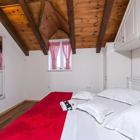 Villa Iva *